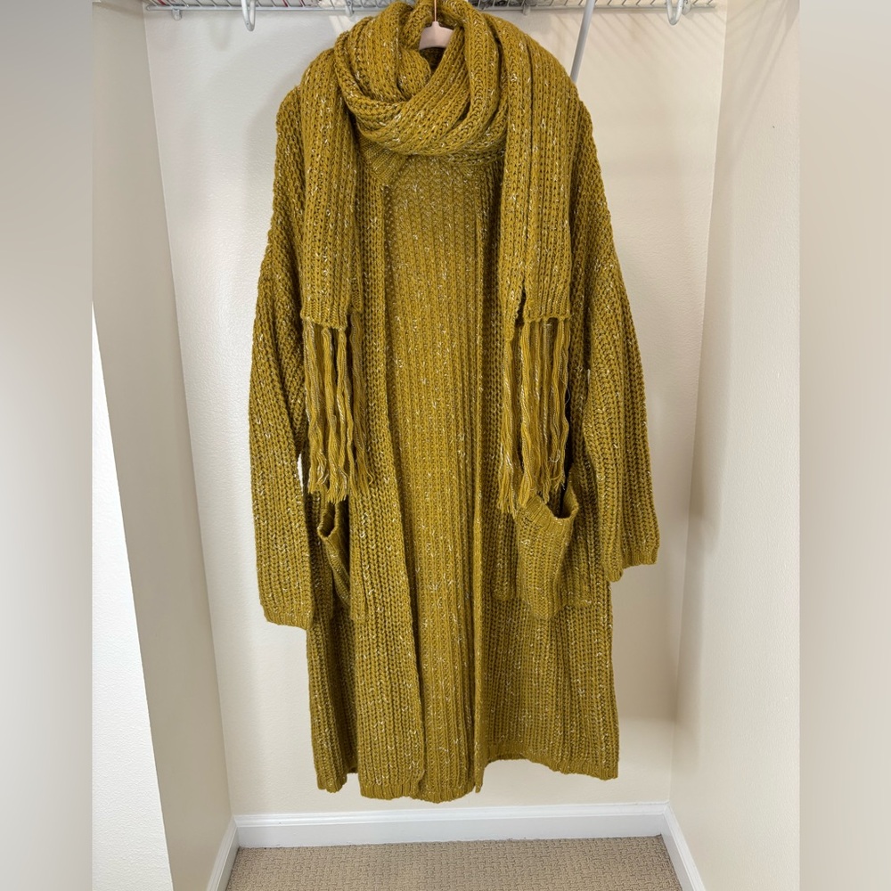 Happy X Nature Knit Cardigan With Scarf
